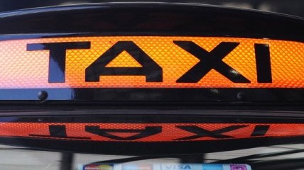 Московский таксист избил туристов из Германии