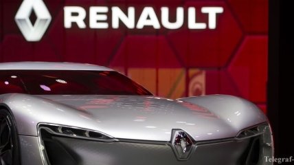 Футуристичный концепт-кар Renault Trezor без дверей (Видео)