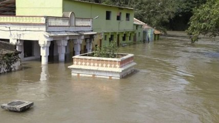 Наводнение в Индии: число погибших достигло 150 