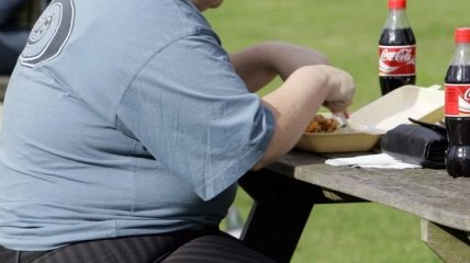 Почему люди страдают от ожирения? 