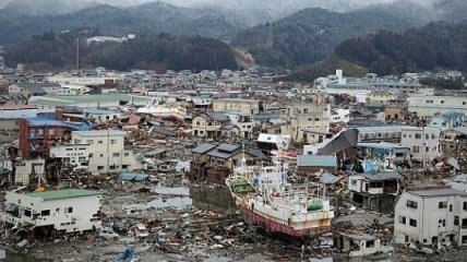 Токио оплатит утилизацию обломков, унесенных цунами 