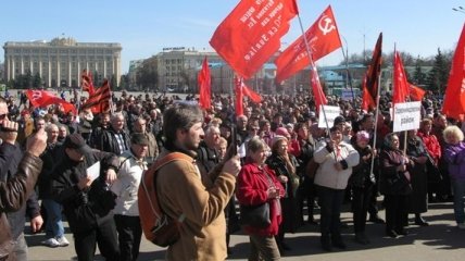 В Харькове митингуют за референдум 