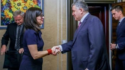МВД Украины запускает совместный проект с Канадой