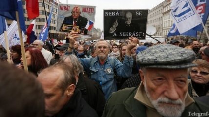 В Праге прошли масштабные антиправительственные демонстрации