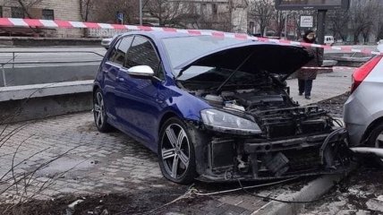"Все могло закончиться хуже": водитель объяснил из больницы, как смял авто о столб в Киеве
