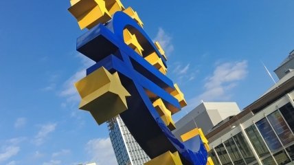Эксперты: чаще всего во въезде в Евросоюз отказывают украинцам
