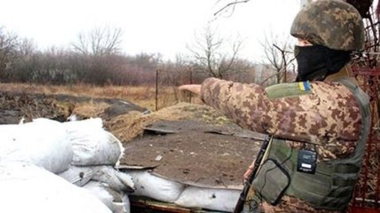 Сводка АТО: 92 обстрела, ранены 12 украинских военных