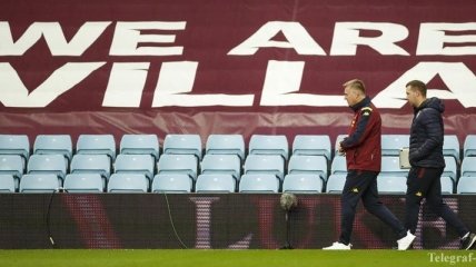 "У них же есть экран": Тренер Астон Виллы недоволен работой VAR в матче с Манчестер Юнайтед