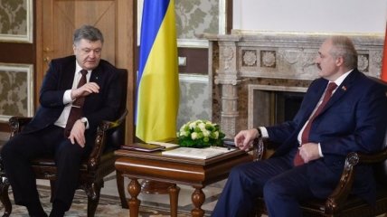 Стало известно, о чем говорили Порошенко и Лукашенко