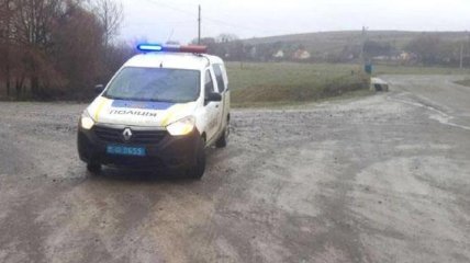Автобусам и грузовикам ограничили движение на трассах в Тернопольской и Ровенской областях: что произошло