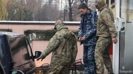 На условия не жалуются: Москалькова посетила раненых украинских моряков