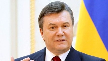 Янукович поздравил Виталия Кличко с победой