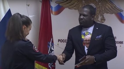 Кевін Джонсон отримав паспорт РФ