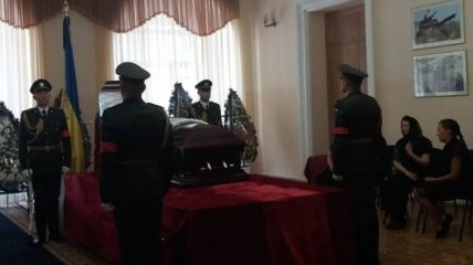 В Киеве состоялась церемония прощания с погибшим нардепом Тымчуком