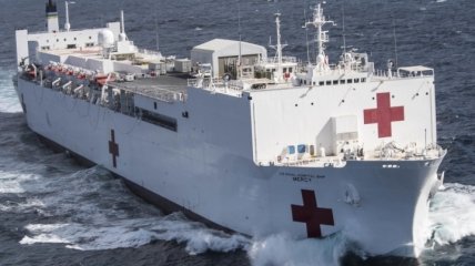 Трамп намерен задействовать корабли ВМС США для борьбы с коронавирусом