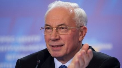 Азаров рассказал Попову, как увеличить доходы Киева