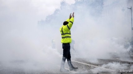 Протесты во Франции: Стабилизация ситуации в стране обойдется в 10 млрд. евро 