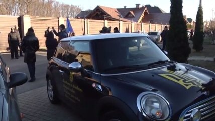 Как Автомайдан дом Яценюка пикетировал (Видео)