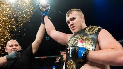 Украинец Спивак подписал контракт с UFC