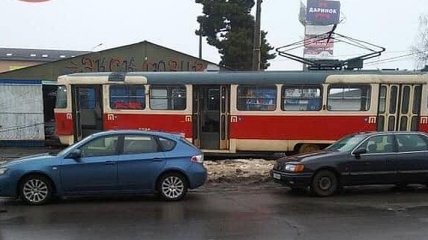 В Киеве за день два трамвая сошли с рельсов  