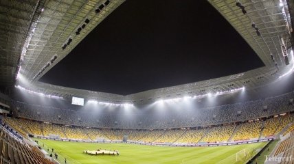 УЕФА может заставить сборную Украины играть при пустых трибунах