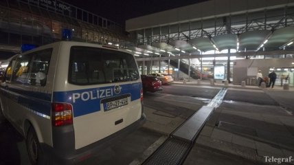 В Германии полиция нашла в фуре более 50 мигрантов 