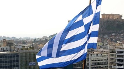 Греция пересмотрит условия выдачи "золотых виз"