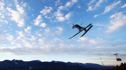 Летающий лыжник, иллюстративный снимок