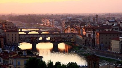 Уникальная достопримечательность: топ-5 жилых мостов Европы