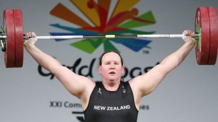 На Олимпиаде впервые выступит трансгендер-тяжелоатлет, соперницы в шоке (фото)