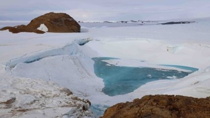 Возле Антарктиды обнаружили загрязнение океанической воды пластиком