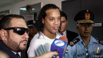 Роналдиньо во второй раз арестовали в Парагвае (Видео)