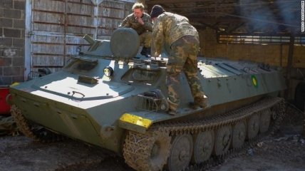 Украинские военные переоборудуют технику рф