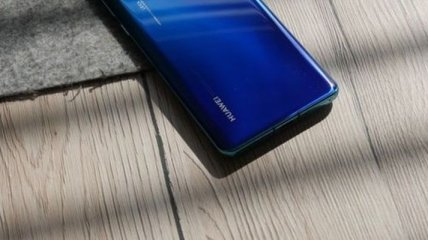 В сети появились изображения смартфона Huawei P40 Pro