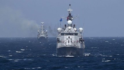 Корабли НАТО зашли через Босфор в Черное море