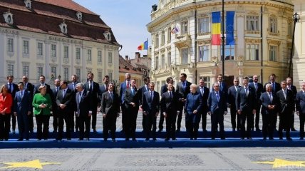 Саммит в Сибиу: 27 лидеров стран ЕС приняли совместную декларацию 