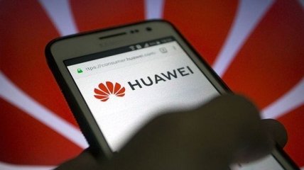 Huawei отгрузила 1 миллион смартфонов для тестирования своей ОС