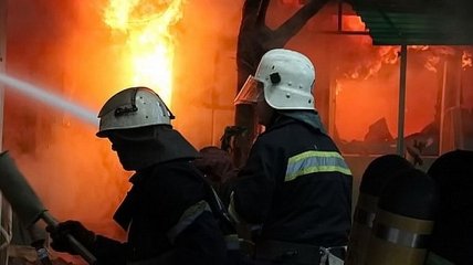 В Киевской области дотла сгорело 12 квартир