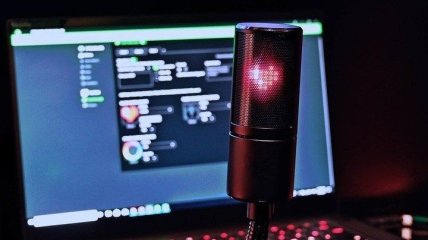 Seiren Emote: Razer представила новый микрофон для стримеров (Фото и видео)