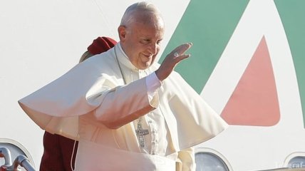 Папа Римский: Церковь должна извиниться перед геями