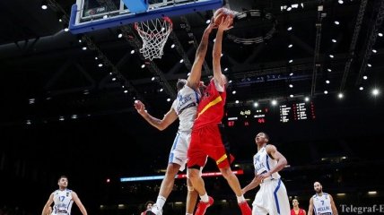 Греция разгромила Бельгию и вышла в 1/4 финала Евробаскета-2015