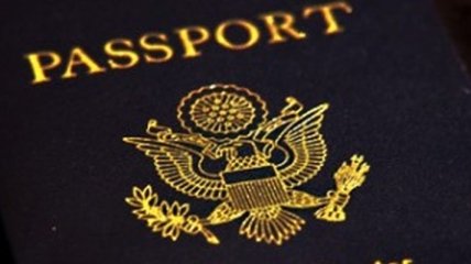 Врадиевский активист Любарец обнародовал свой американский паспорт
