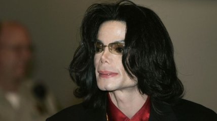 Родственники Майкла Джексона подали в суд на НВО из-за предстоящего фильма