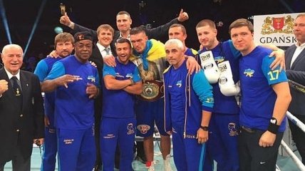 Три выдающихся украинских боксера: Кличко, Усик и Ломаченко (Фото)