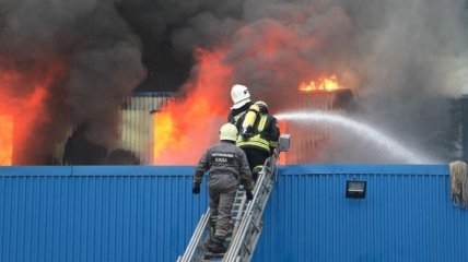 Итоги 2 февраля: Масштабный пожар в Киеве, выход РФ из ДРСМД и диагноз Эйдера