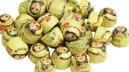 Заборонені в Україні цукерки "Альонка" виробництва РФ