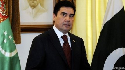Президент Туркменистана помиловал 1300 раскаявшихся преступников