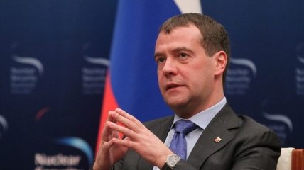 Медведев призвал министров чаще посещать Курилы