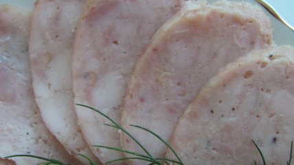 Колбаса куриная молочная