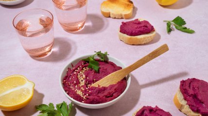 Закуска з буряка готується за декілька хвилин
